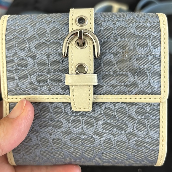 Coach designer crossbody bag and matching wallet - Picture 4 of 7